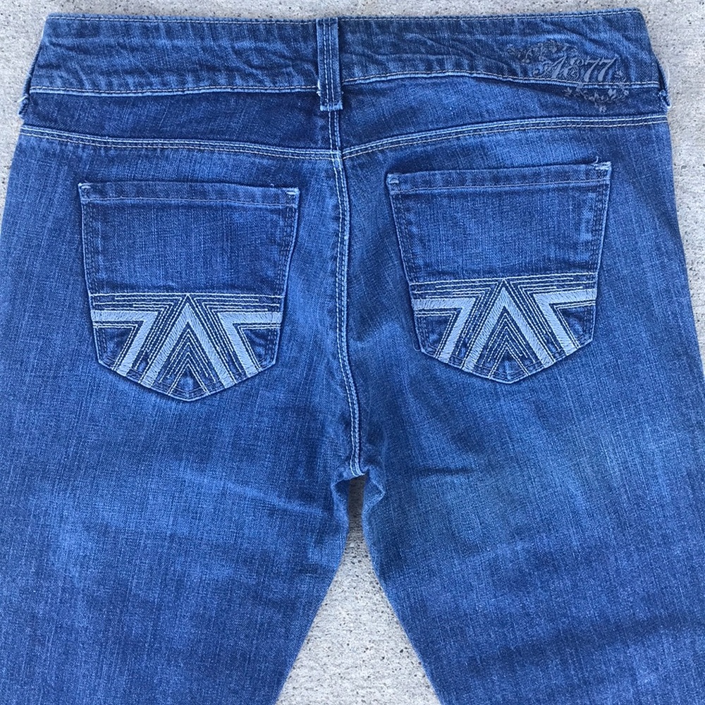 American Eagle Live Your Life Flare Jeans - Size 4 - Picture 4 of 9